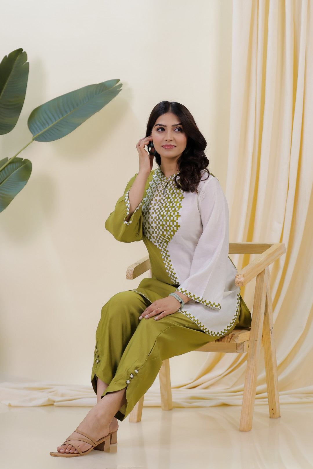 Mehendi Green & Silver Muslin with Thread Work Co-ord Set