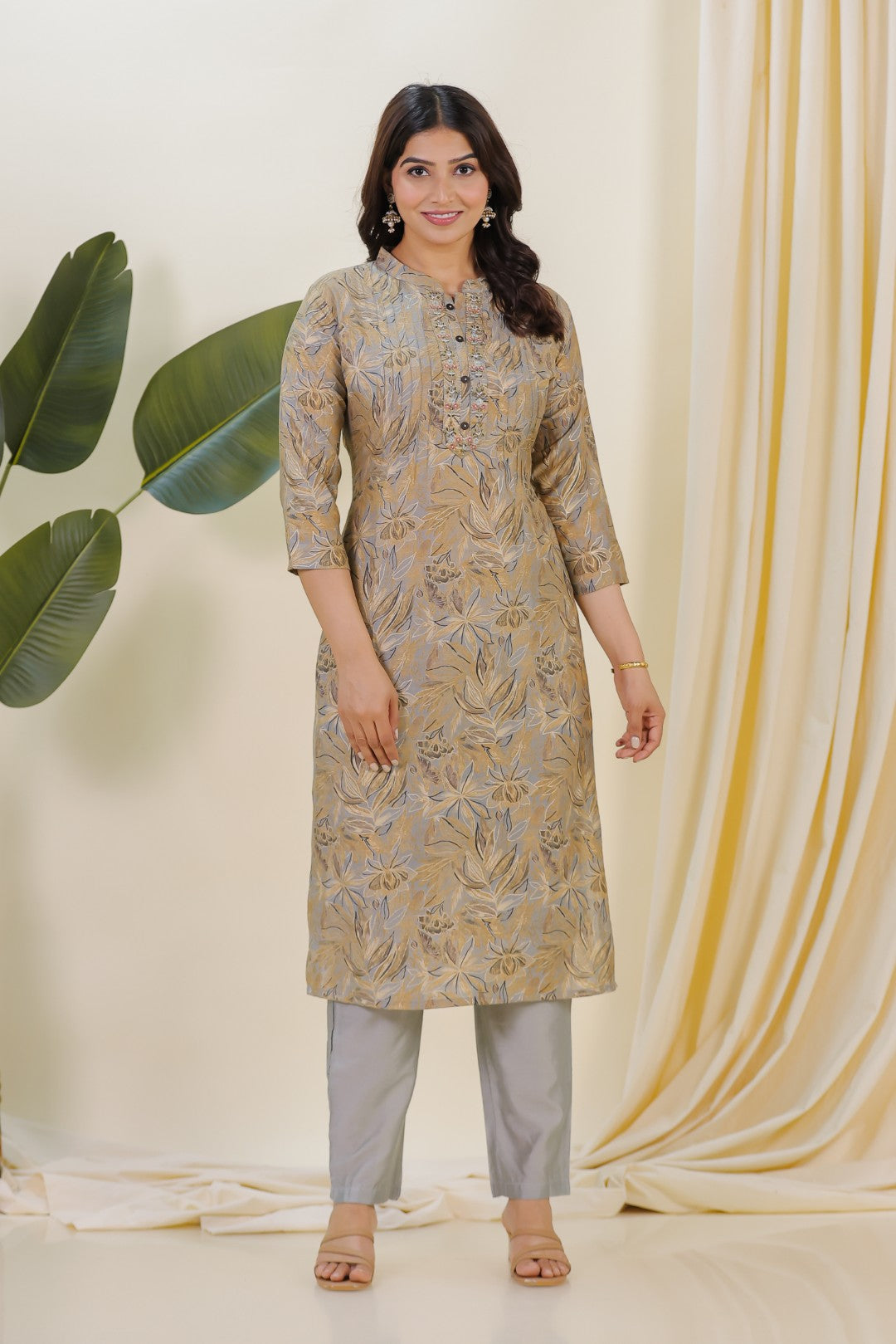 Grey Muslin Foil Printed Suit with, Bottom & Dupatta