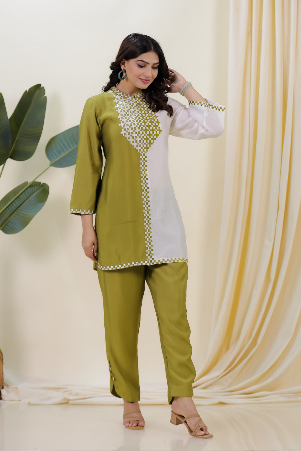 Mehendi Green & Silver Muslin with Thread Work Co-ord Set