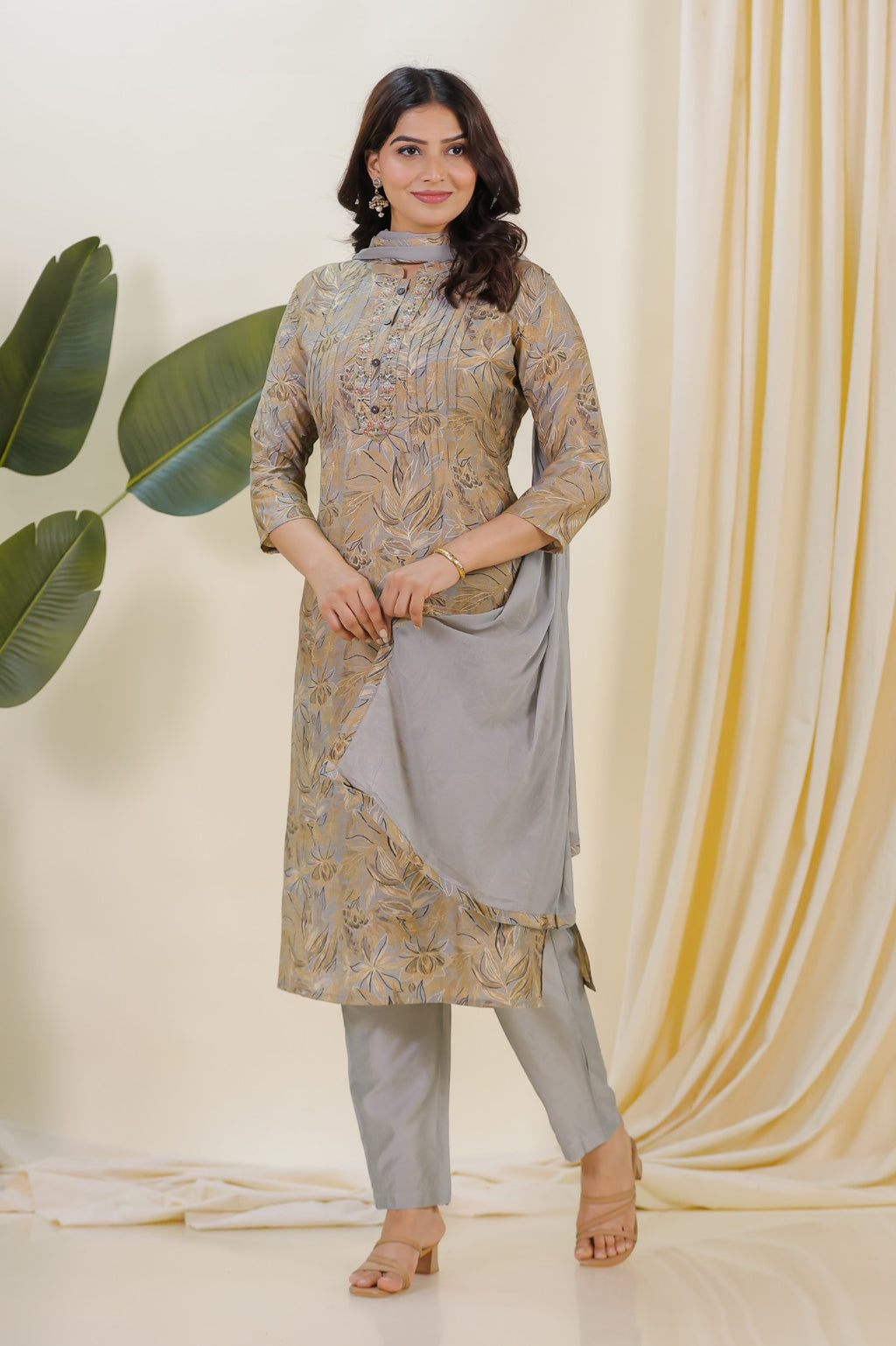 Grey Muslin Foil Printed Suit with, Bottom & Dupatta