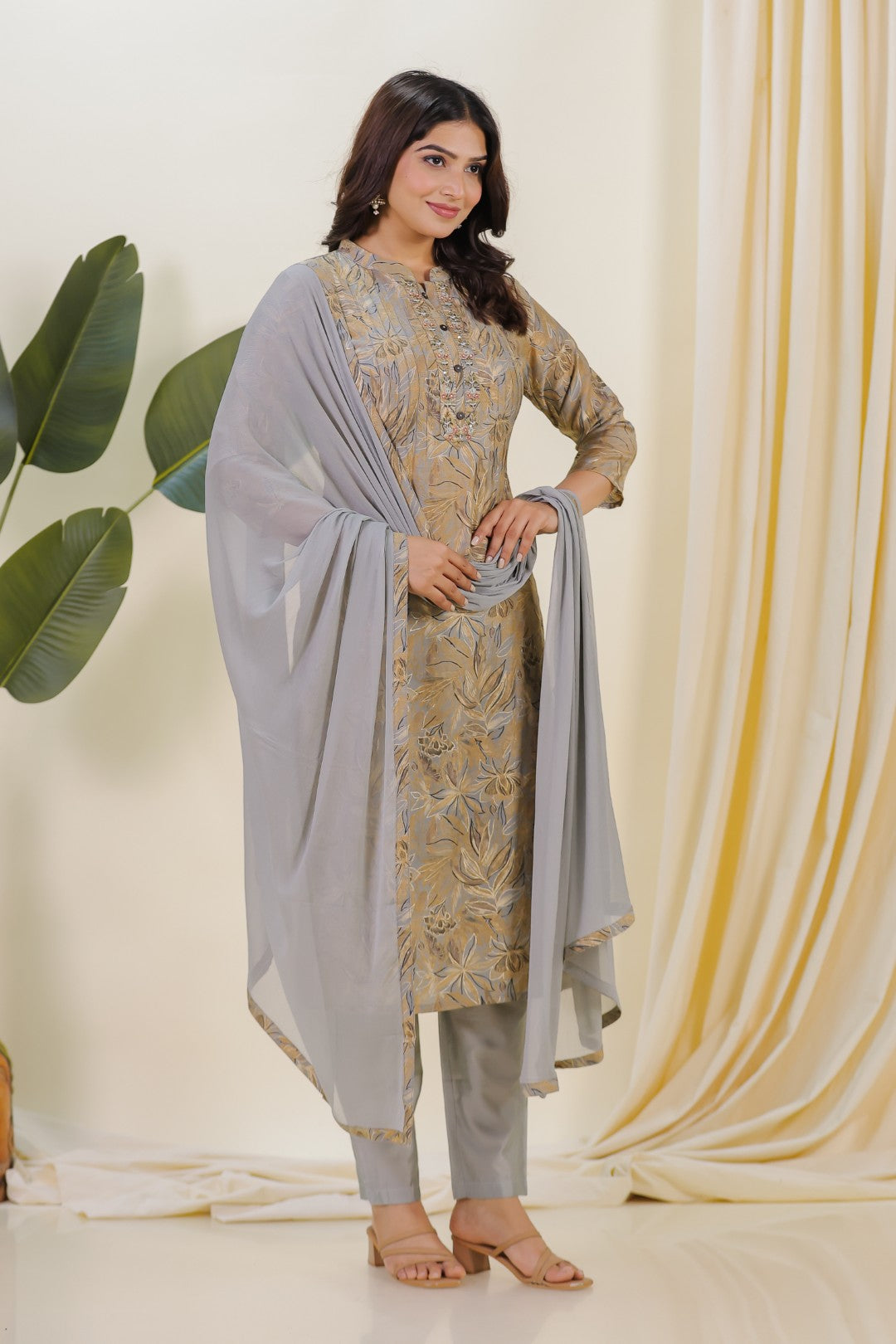 Grey Muslin Foil Printed Suit with, Bottom & Dupatta