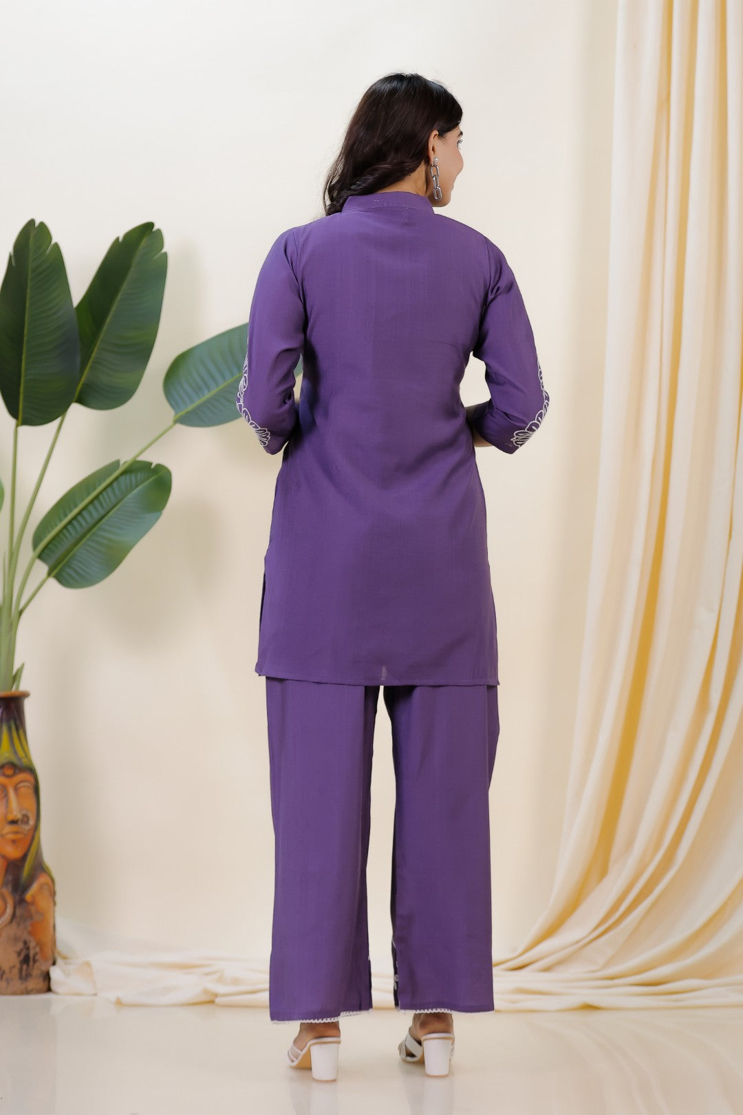 Lavender Slub Cotton with Floral Thread Work Co-ord Set