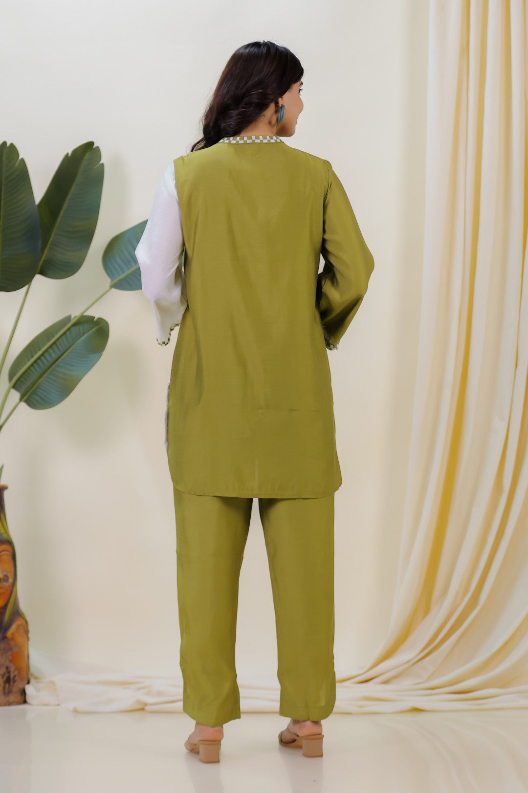 Mehendi Green & Silver Muslin with Thread Work Co-ord Set